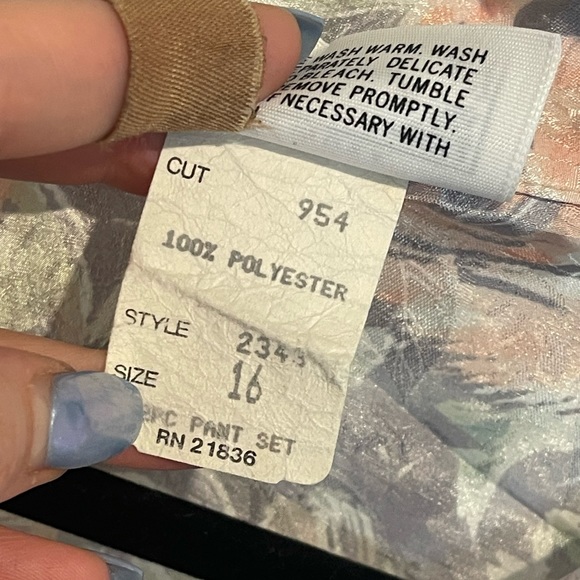 Vintage Silky Texture 3/4 Sleeve Blouse Size XL - Picture 3 of 7